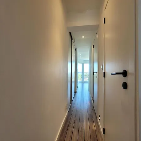 شقة In With Sea Views ميدل كيرك
